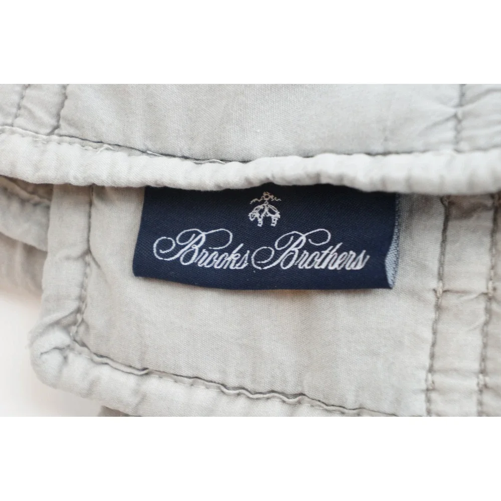 Brooks Brothers Quilt Queen Grey Square Stitched Polyester Excellent